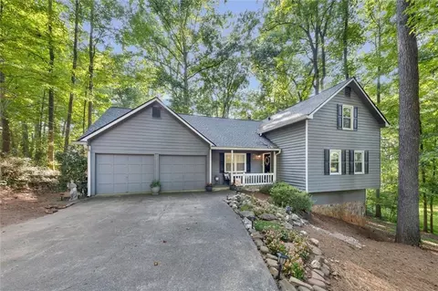 145 Dials Dr, Woodstock, GA 30188
