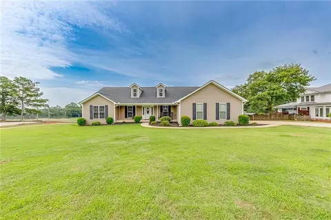 314 Shankle Hts, Commerce, GA 30529