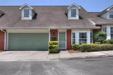 105 Mill Stone Dr, Calhoun, GA 30701