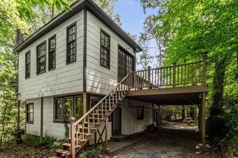 362 Old Ivy Rd NE, Atlanta, GA 30342