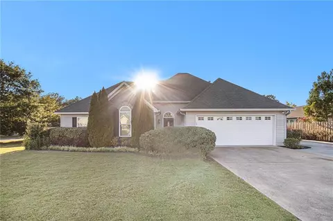 11 English Oaks Blvd NE, Rome, GA 30165