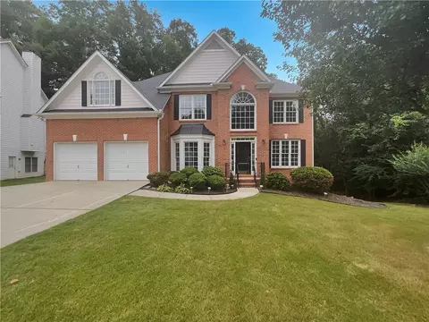 591 Oakview Trl, Stone Mountain, GA 30087