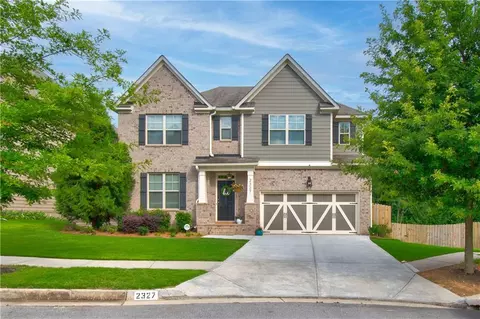2327 Loughridge Dr, Buford, GA 30519