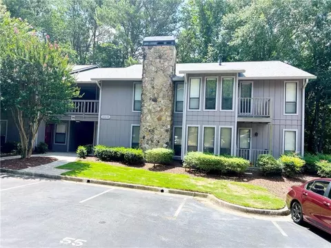 4053 Woodridge Way, Tucker, GA 30084