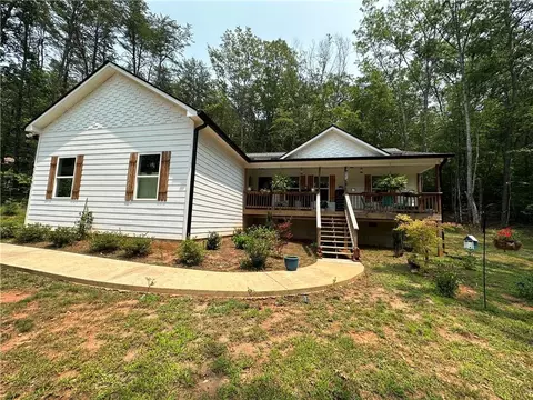 2370 Frogtown Rd, Dahlonega, GA 30533