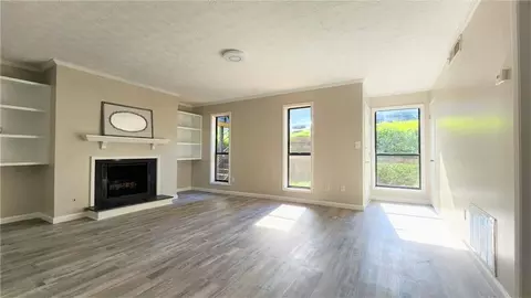 401 Park Ridge Cir #401, Marietta, GA 30068