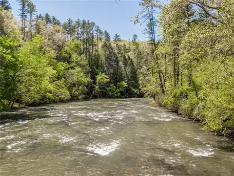 914 Lemmon Ln, Ellijay, GA 30450