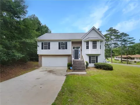 2372 Oak Ave, Morrow, GA 30260