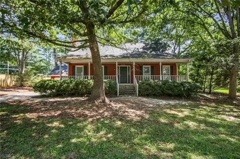 2610 Five Star Ct, Snellville, GA 30039