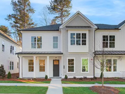 183 Kingwood Dr, Woodstock, GA 30188