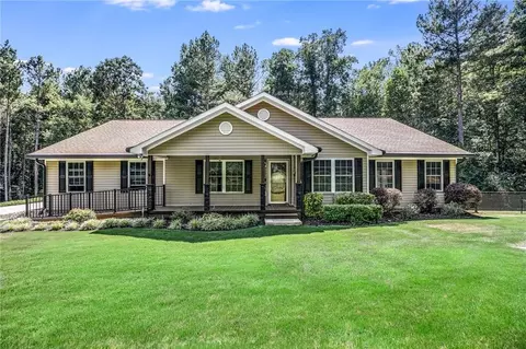 486 Reid Rd, Carrollton, GA 30117