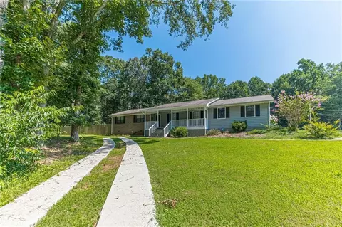 4501 Shiloh Hills Dr, Snellville, GA 30039