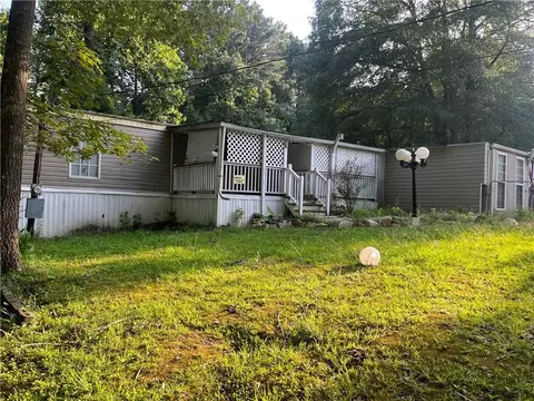 151 Wagon Trail Cir, Dallas, GA 30132