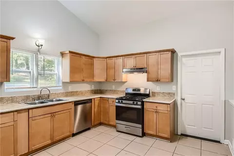 6817 Red Maple Dr, Rex, GA 30273 photo 7