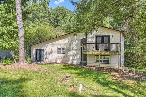 6817 Red Maple Dr, Rex, GA 30273 photo 3