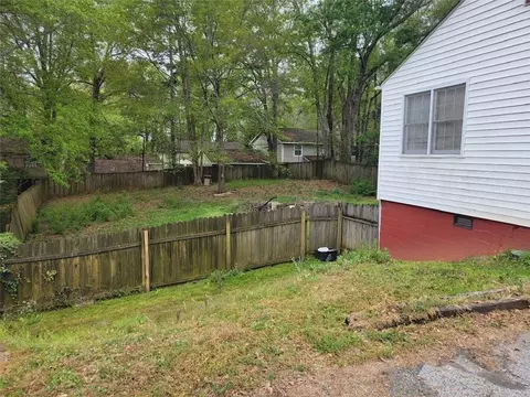 186 Letourneau Dr, Toccoa, GA 30577 photo 3
