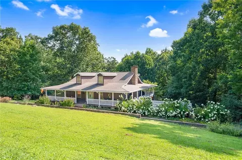 204 Deerfield Ln NW, Sugar Valley, GA 30746