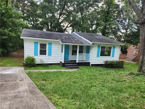 286 Simpson St, Mcdonough, GA 30253