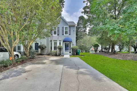 3775 Meadow Creek Dr, Peachtree Corners, GA 30092