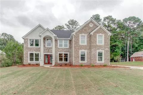 2109 SW Autumn Chase Dr SW, Stockbridge, GA 30281
