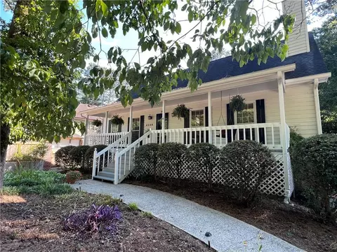 4146 Westerleigh Ct, Peachtree Corners, GA 30092