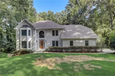 150 Pond Trce, Fayetteville, GA 30215