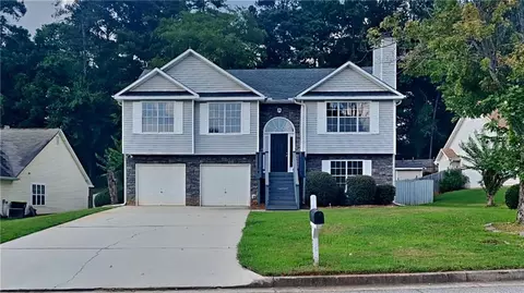 3724 Stagecoach Pass, Ellenwood, GA 30294