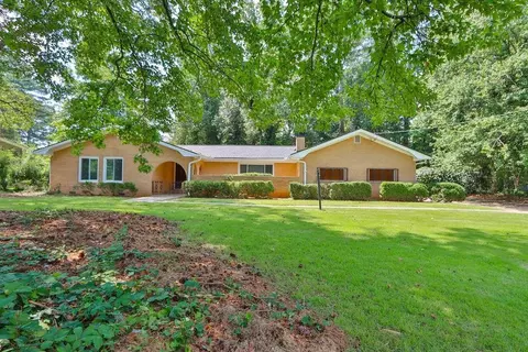 509 Tallwood Dr, Stone Mountain, GA 30083