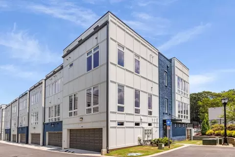 683 Banton Dr NW, Atlanta, GA 30318