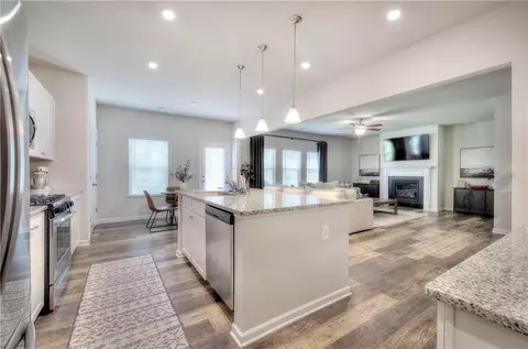 64 Summer Pl NW, Cartersville, GA 30121