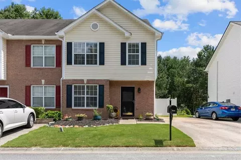 4245 Maple Valley Dr, Cumming, GA 30040