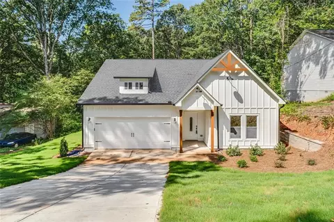 3817 Clubhouse Dr, Gainesville, GA 30501