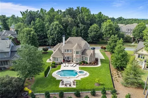 2107 Tayside Xing NW, Kennesaw, GA 30152