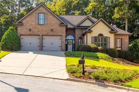 1305 Chippewa Oak Dr, Dacula, GA 30019