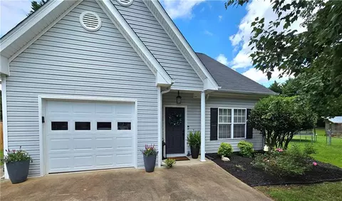 619 Spring Trl, Canton, GA 30115