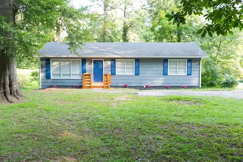 412 Hawthorne Cir, Stockbridge, GA 30281