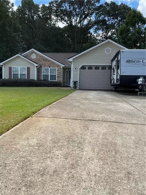 4669 Camelot Dr, Douglasville, GA 30135