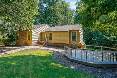 1801 Azalea Dr, Lawrenceville, GA 30043