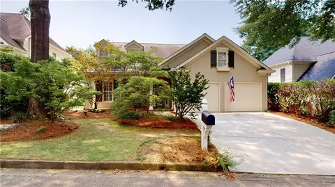 3096 Old Cabin Ln SE, Smyrna, GA 30080