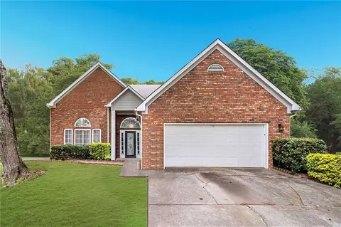 585 N Shore Rd, Lithonia, GA 30058