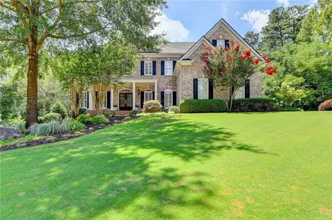 14050 Triple Crown Dr, Milton, GA 30004