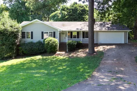 463 Daisy Trl, Lawrenceville, GA 30046