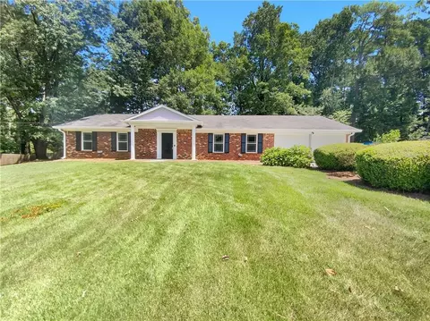 2075 Quilt Ct, Lithonia, GA 30058
