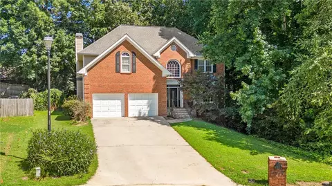 1227 Camden Hunt Dr, Lawrenceville, GA 30043