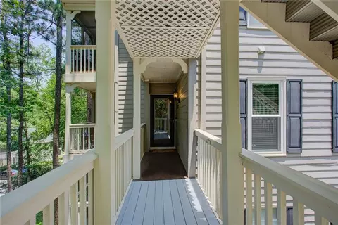 802 Camden Ct, Sandy Springs, GA 30327