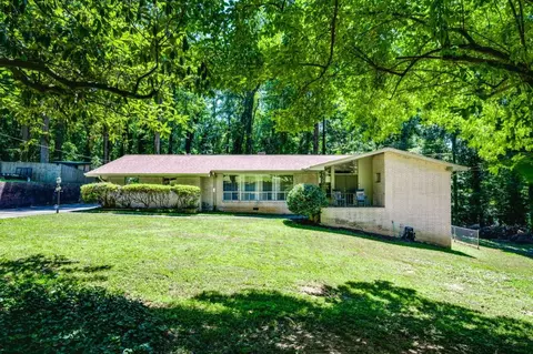 194 Wana Cir SE, Mableton, GA 30126