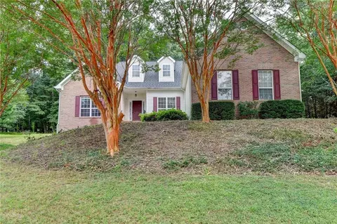 44 Royal Crest Dr, Braselton, GA 30517