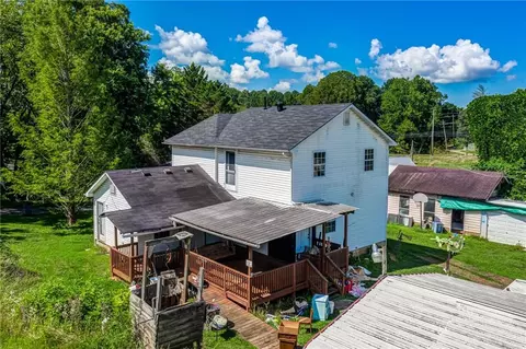 73 E Spring St, Nelson, GA 30151 photo 3