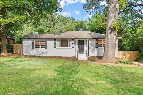 2405 Marion Cir, Decatur, GA 30032