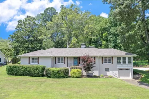 983 Chattahoochee Dr, Gainesville, GA 30501